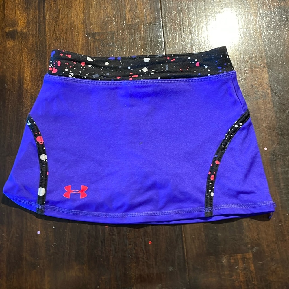 Under armor skirt with shorts